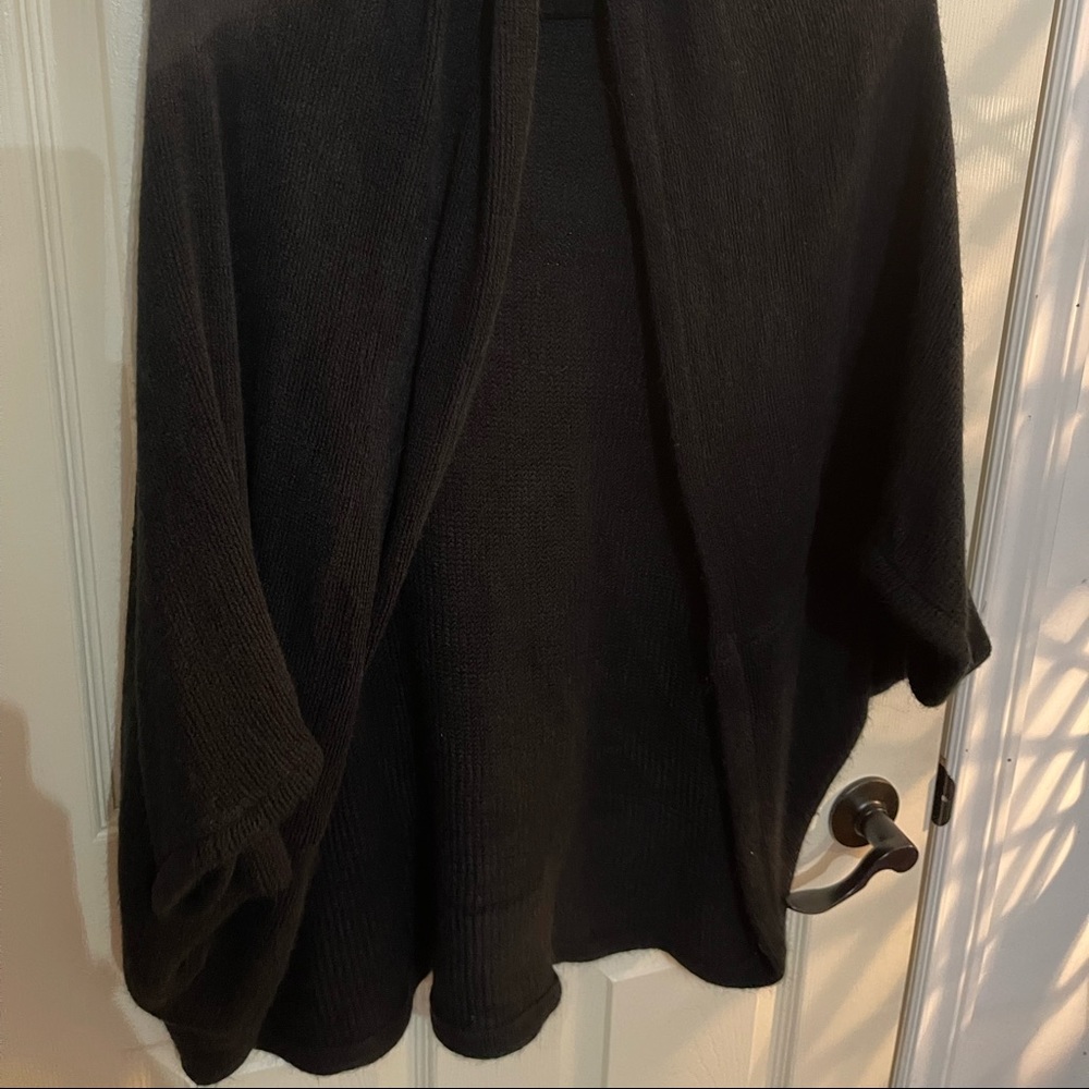 Black Plus Sweater - Picture 3 of 9